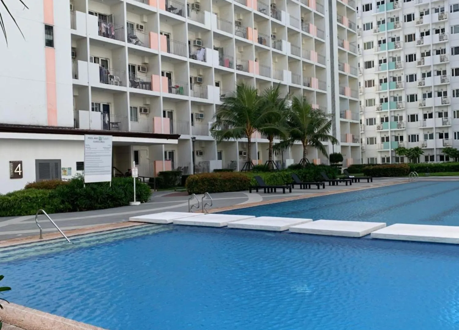 Peacetime Condo Field Residences Bldg 6 U1006B Manila 0*,  Philippines