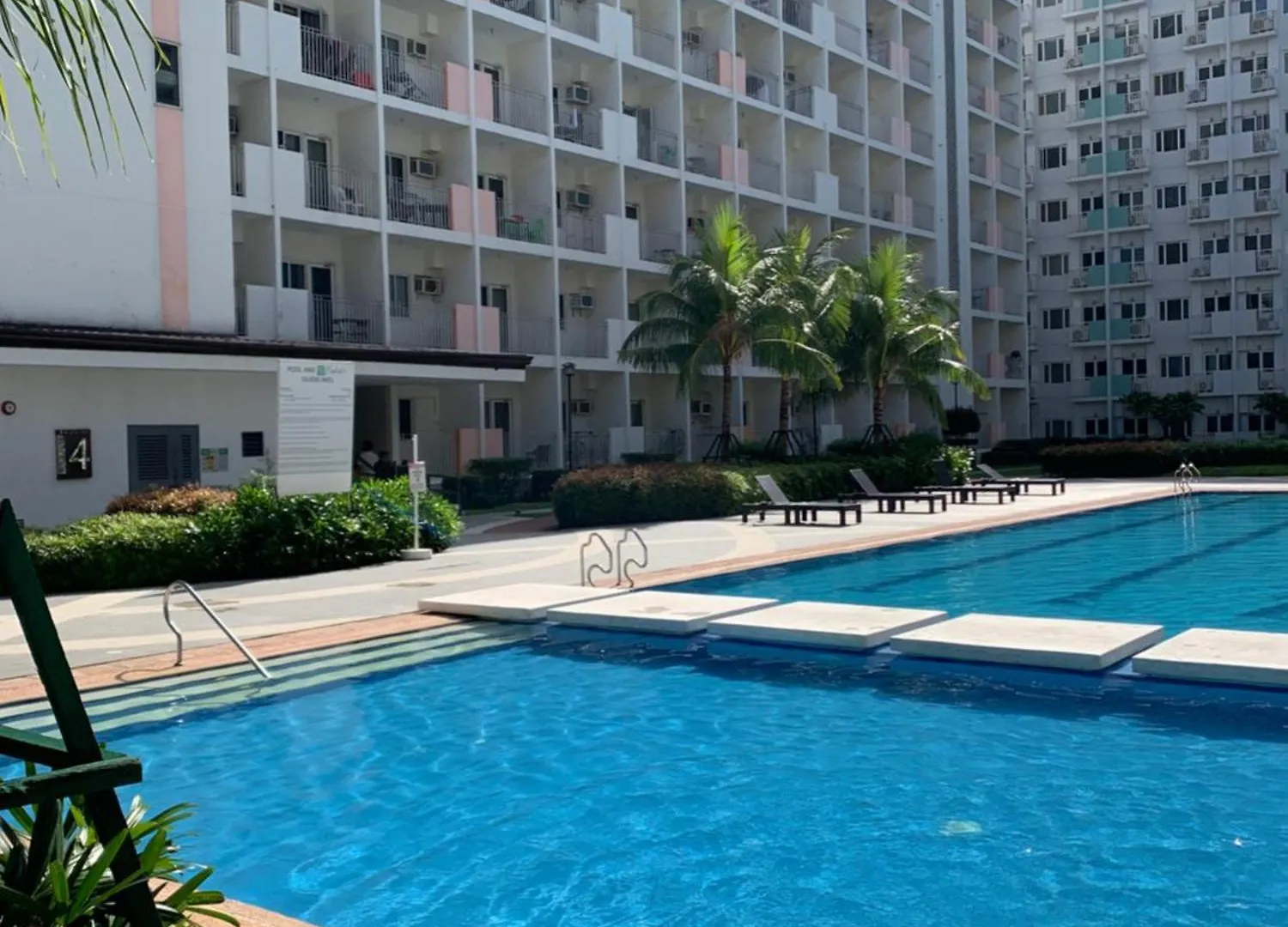 Peacetime Condo Field Residences Bldg 6 U1006B Manila 0*,