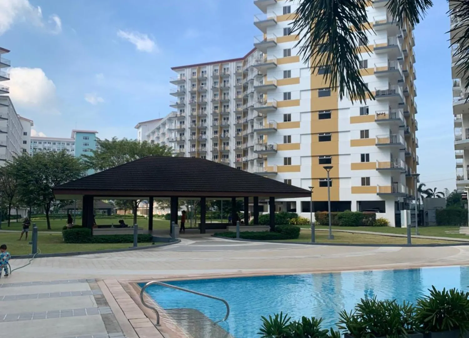 Peacetime Condo Field Residences Bldg 6 U1006B Manila Aparthotel