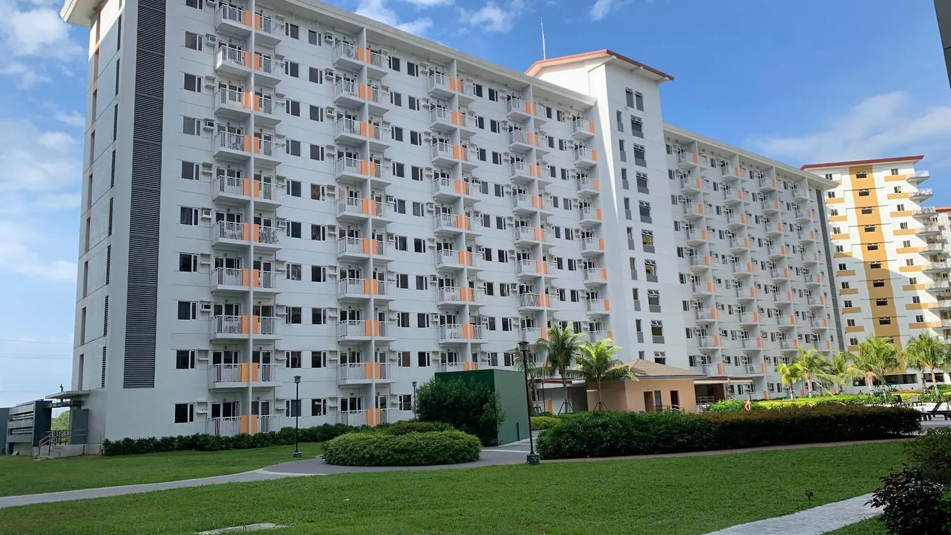 Peacetime Condo Field Residences Bldg 6 U1006B Manila Philippines